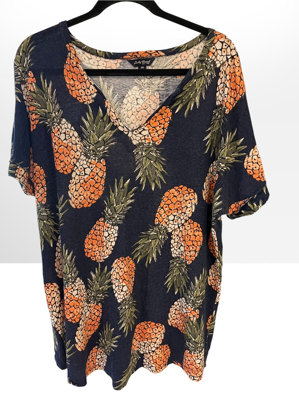 Lucky Brand Navy Pineapple Print V-Neck Top - Picture 2 of 7